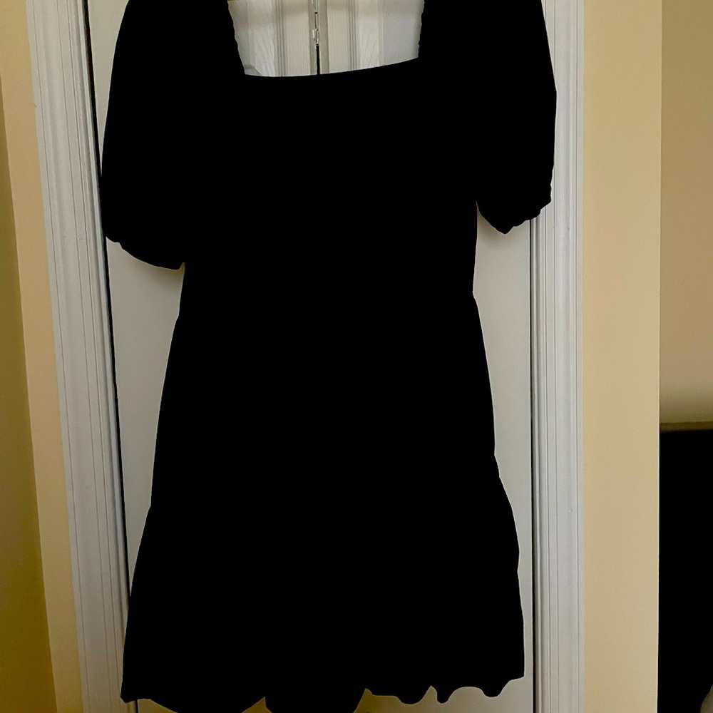 H & M puff sleeved tiered cotton dress